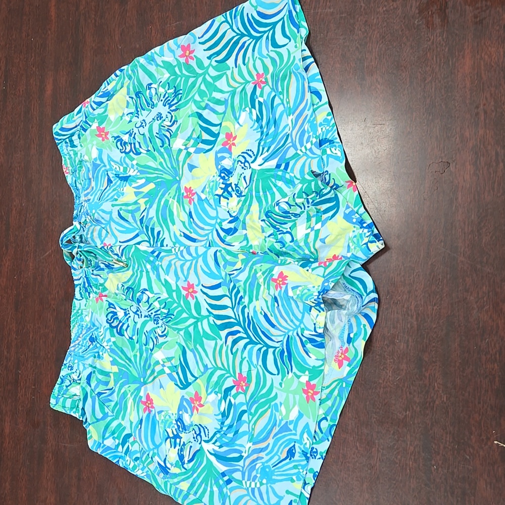 New Lily Pultizer Pull On Shorts Floral M